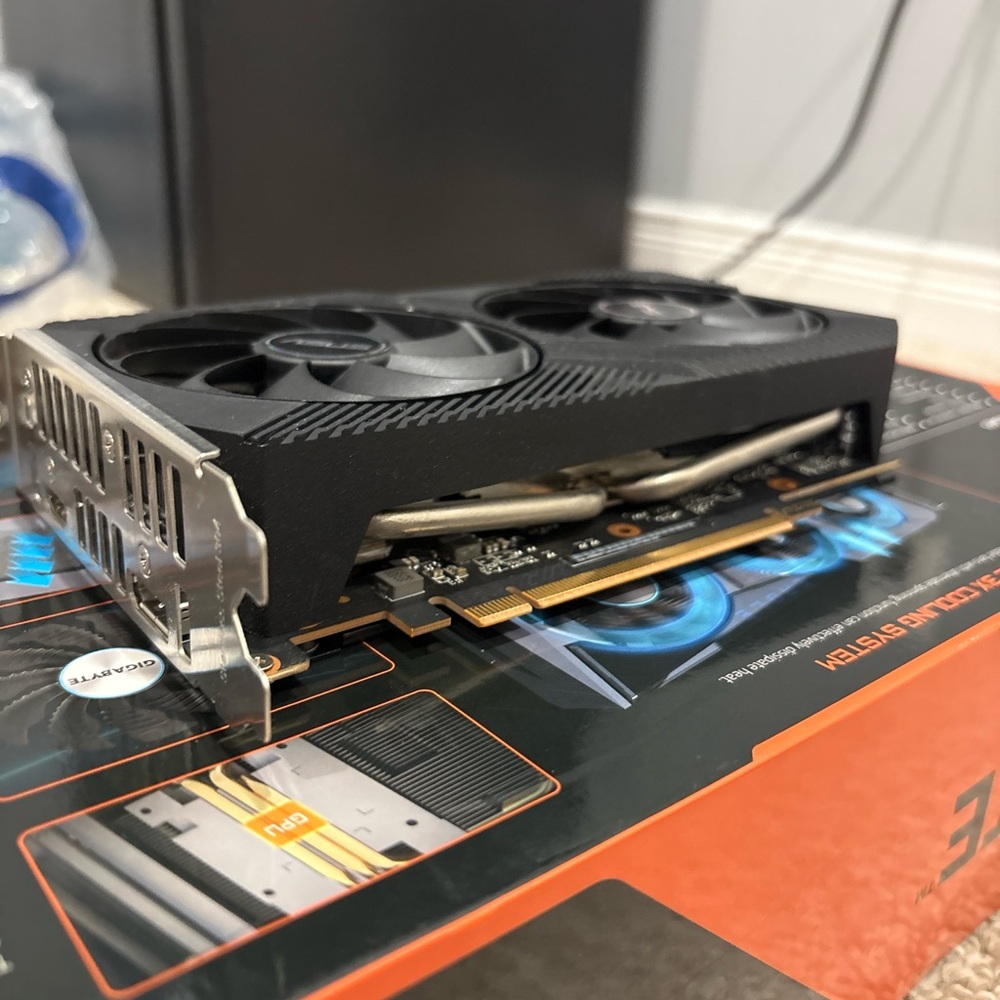 AMD Radeon RX 6500 XT OC with Dual Black Fans - Picture 2 of 5